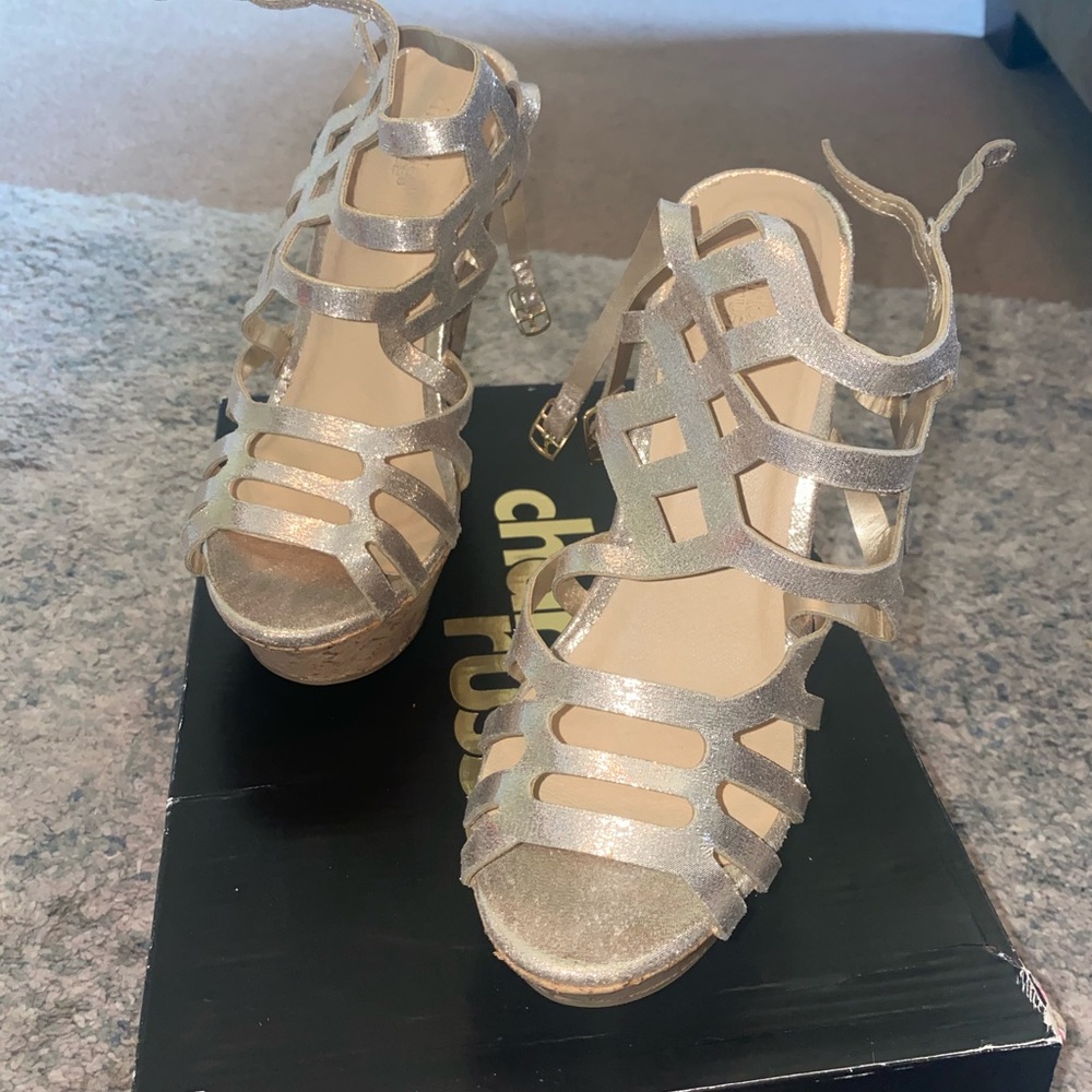 Jenni gold wedges